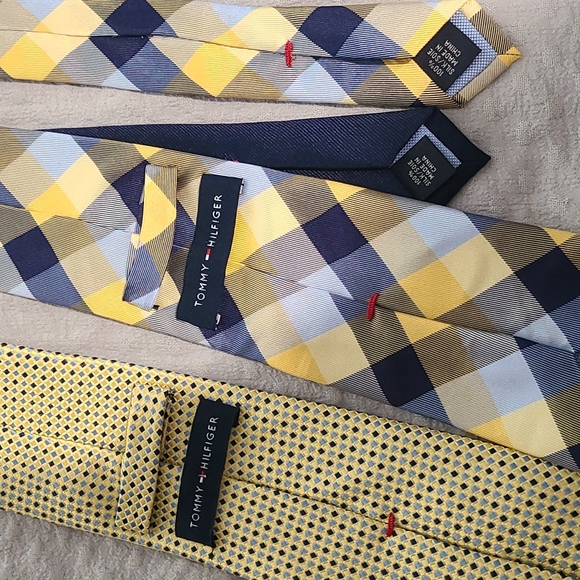 Set of Tommy Hilfigure ties - Picture 2 of 4